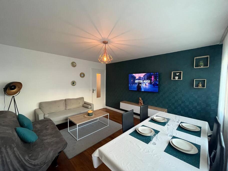 Joli Appartement Proche Centre 로리앙 외부 사진